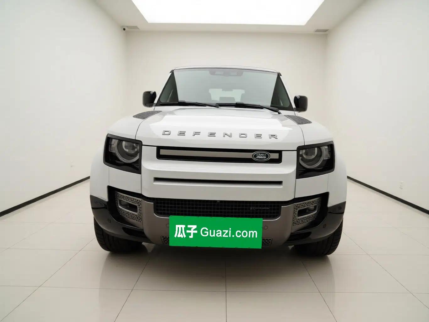Land Rover Defender 2022 110 P400 X-DYNAMIC HSE — миниатюра 2