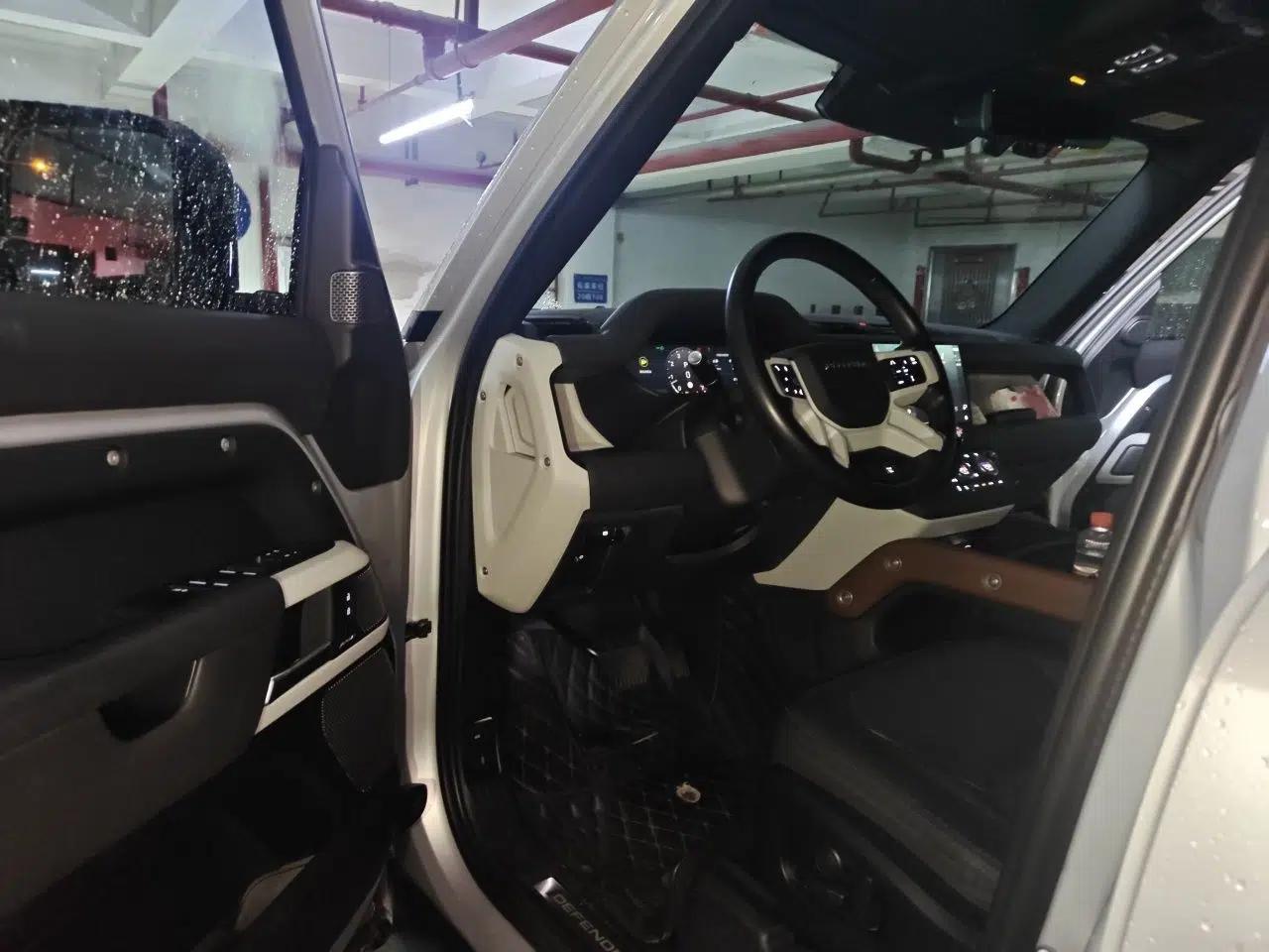 Land Rover Defender 2022 110 P400 X-DYNAMIC HSE — миниатюра 19