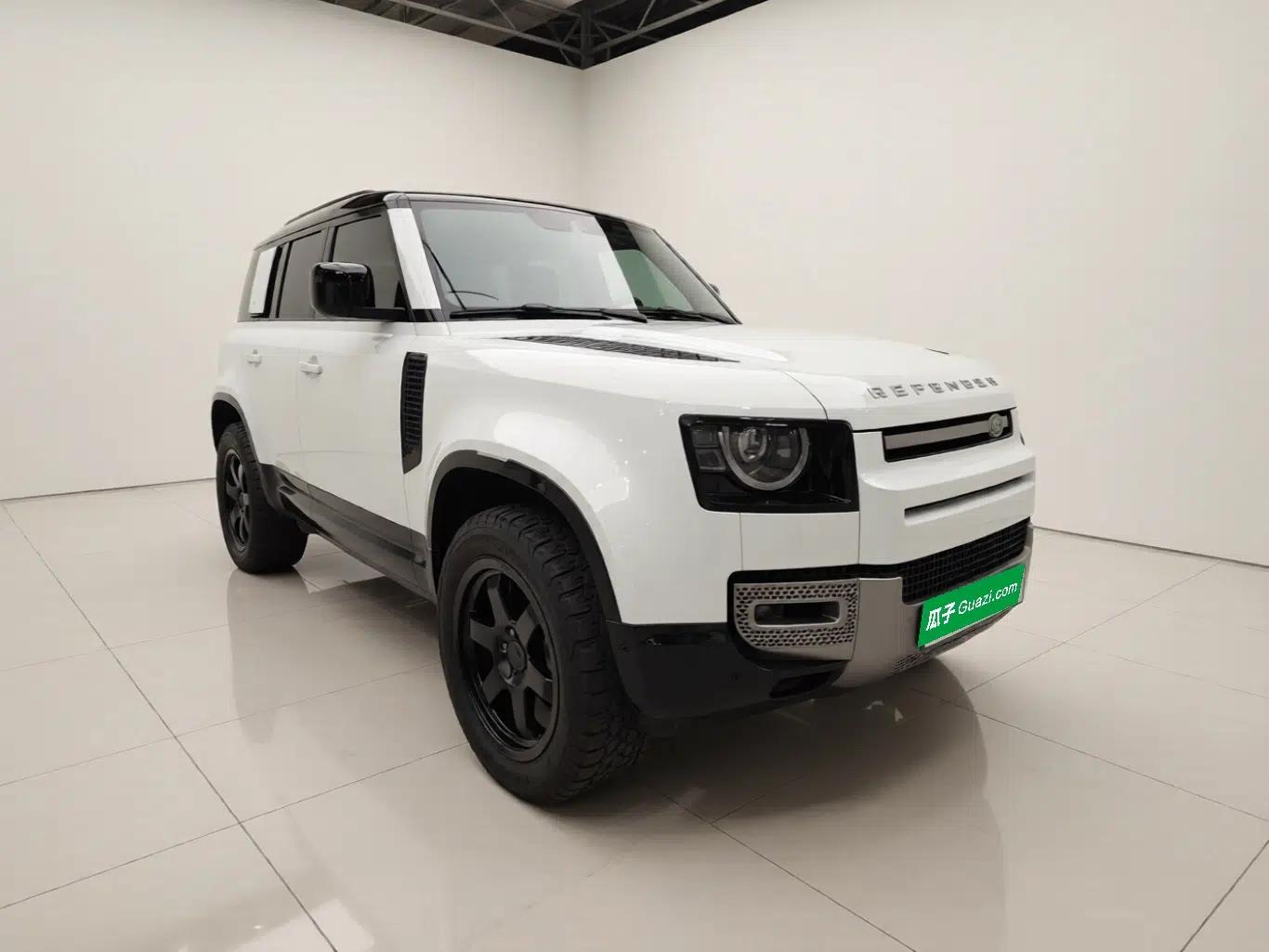 Land Rover Defender 2022 110 P400 X-DYNAMIC HSE — миниатюра 3