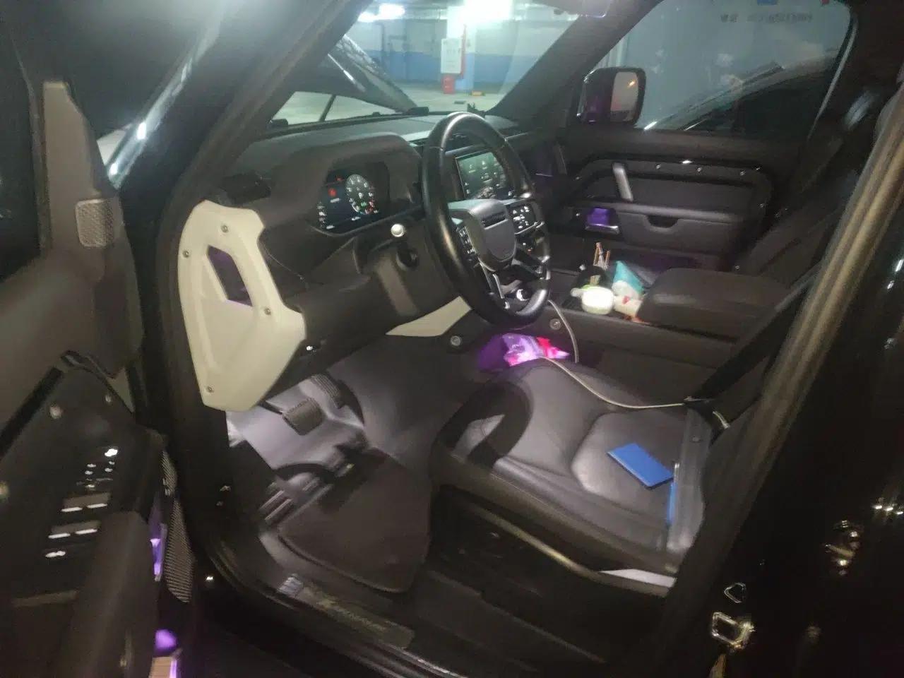 Land Rover Defender 2022 110 P400 X-DYNAMIC HSE — миниатюра 16
