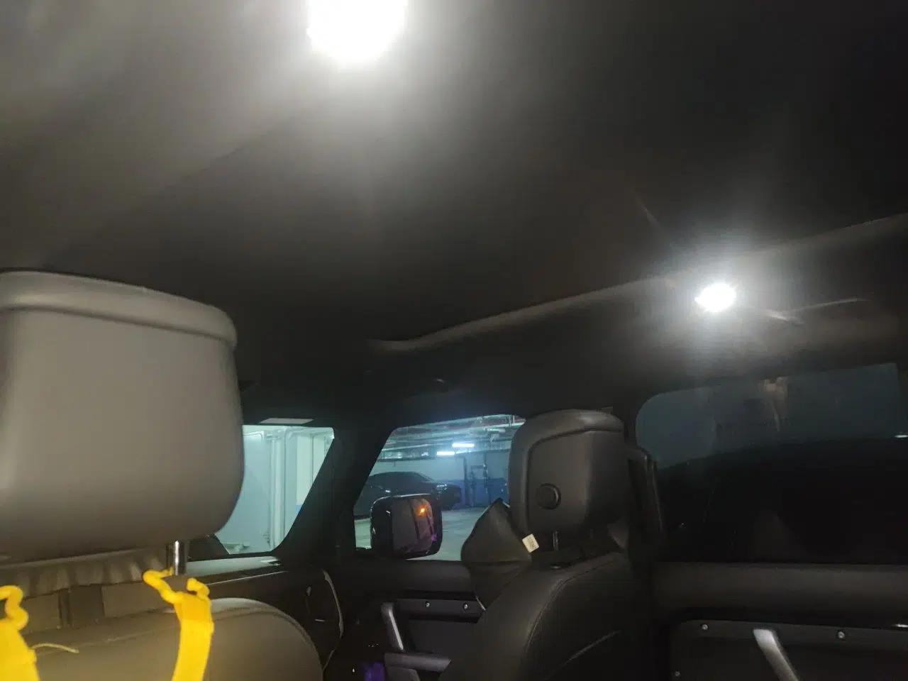 Land Rover Defender 2022 110 P400 X-DYNAMIC HSE — миниатюра 18