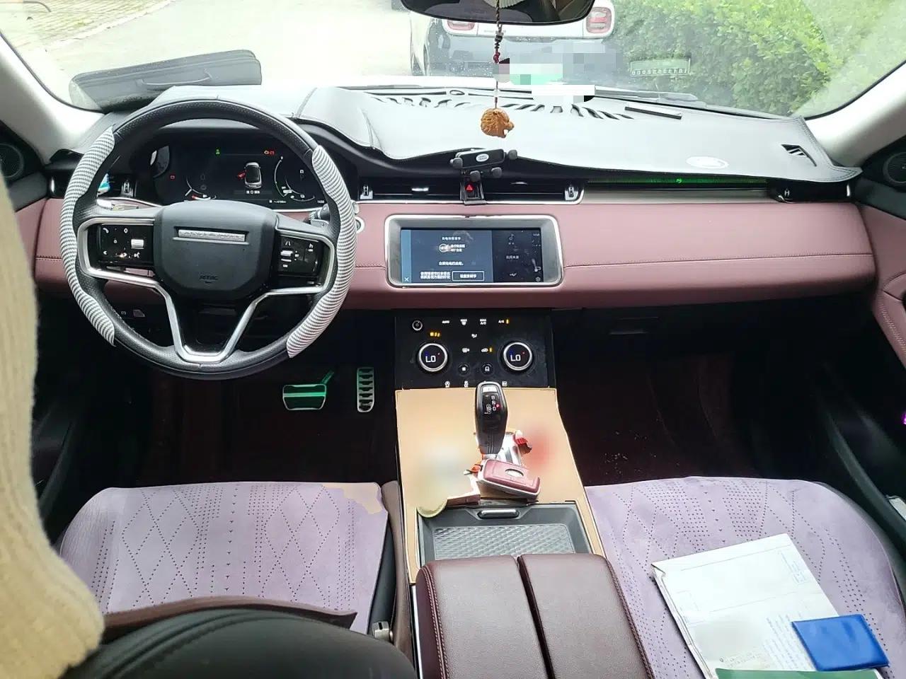 Land Rover Range Evoque New Energy 2022 Aurora L P300e Plug-in Hybrid Electric Version — миниатюра 9