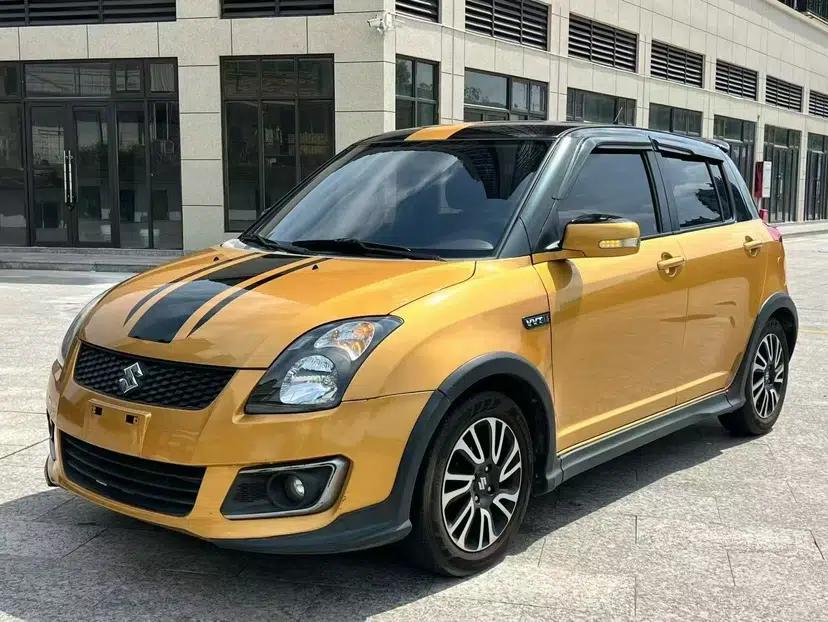 Suzuki Swift 2015 1.5L Automatic Limited Edition — миниатюра 1
