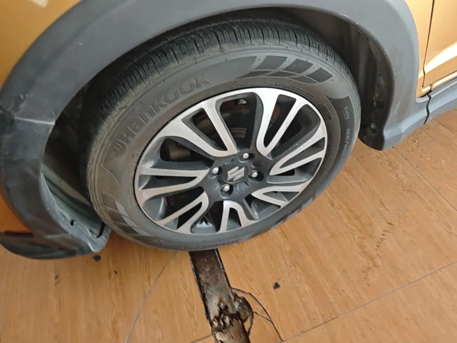 Suzuki Swift 2015 1.5L Automatic Limited Edition — миниатюра 10