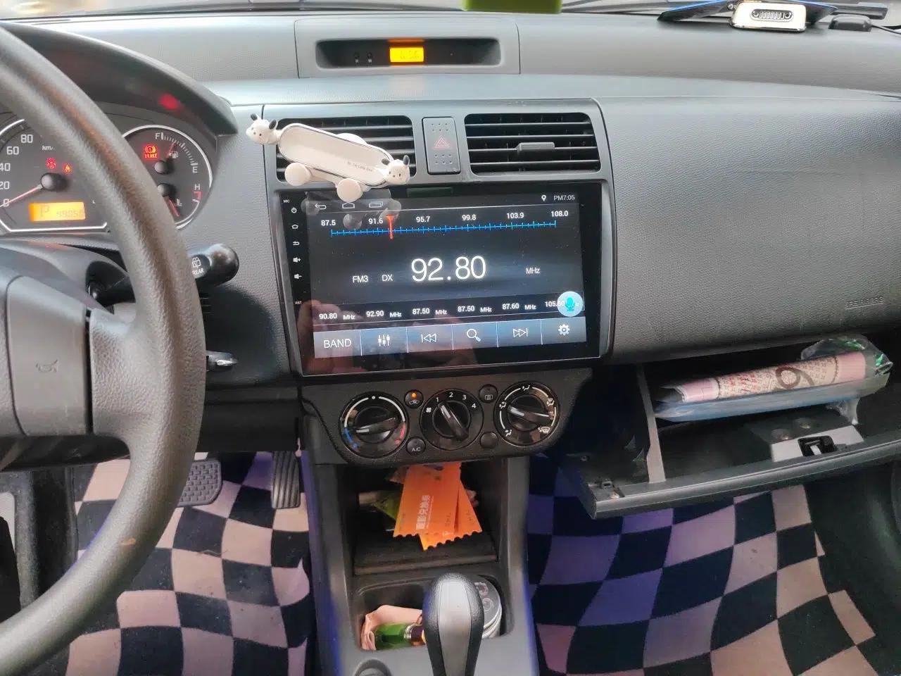 Suzuki Swift 2016 1.5L Automatic Fashionable Coolplay Edition — миниатюра 13