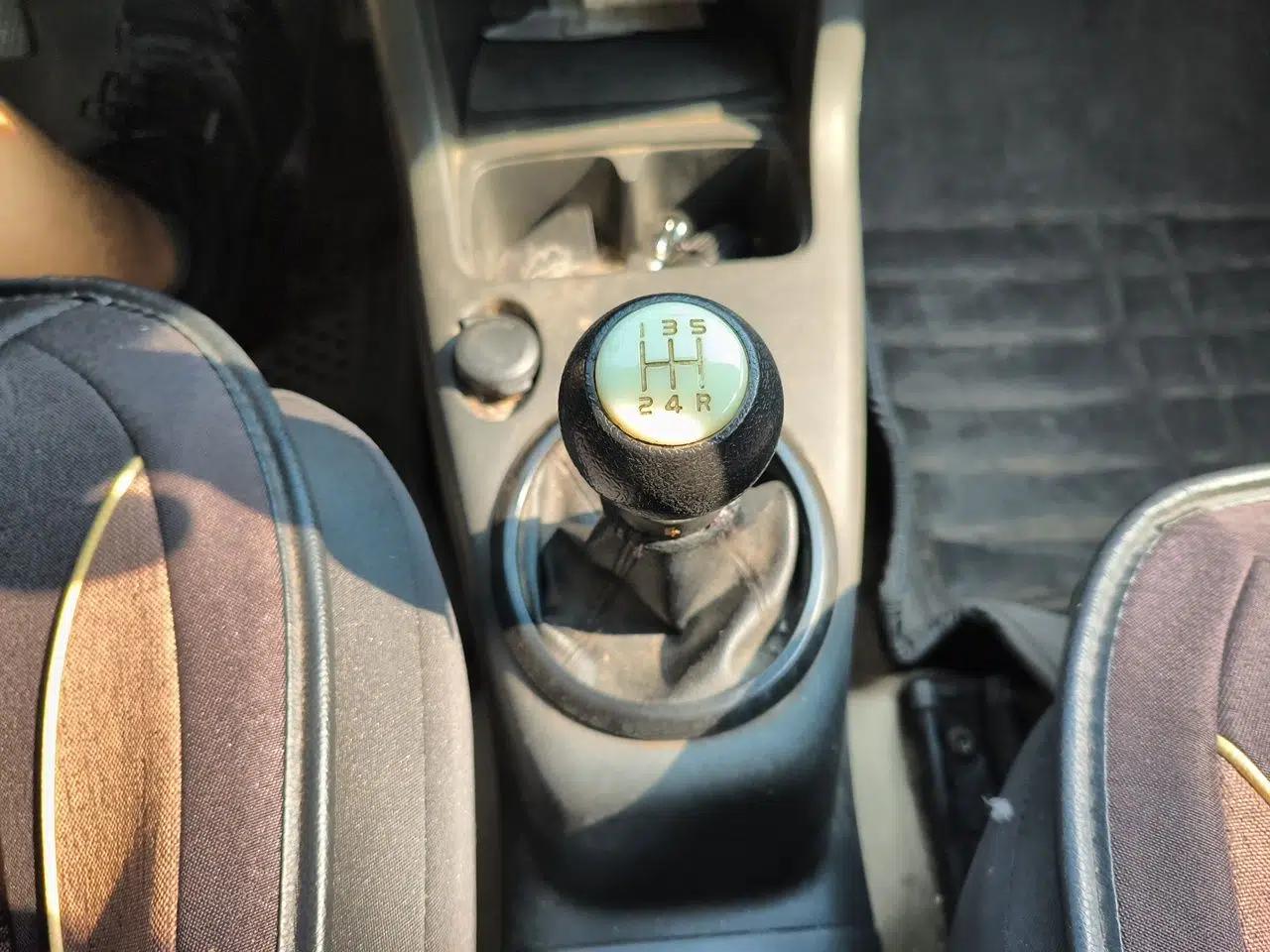 Suzuki Swift 2013 1.3L Manual Value Edition — миниатюра 14