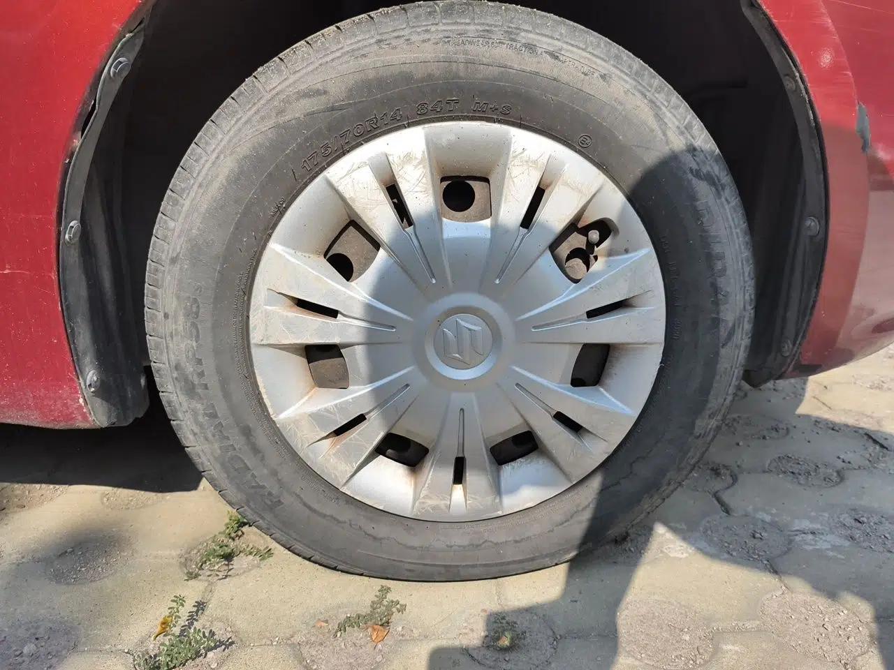 Suzuki Swift 2013 1.3L Manual Value Edition — миниатюра 8