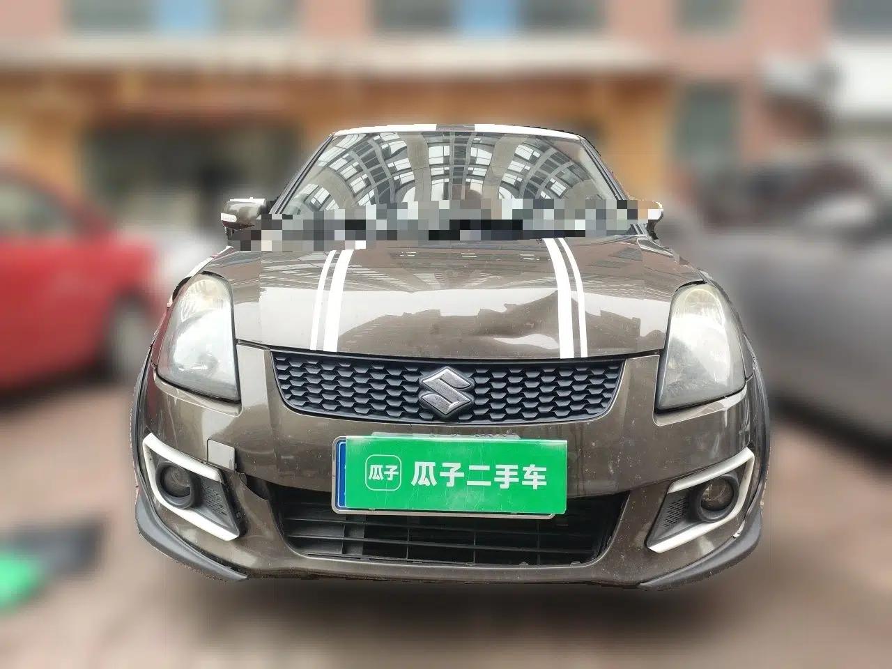 Suzuki Swift 2015 1.5L Automatic Limited Edition — миниатюра 2