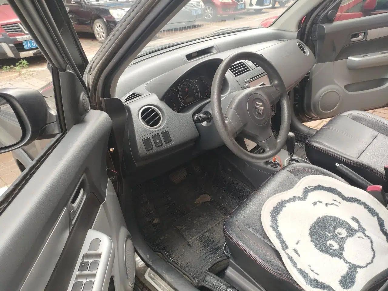 Suzuki Swift 2015 1.5L Automatic Limited Edition — миниатюра 16