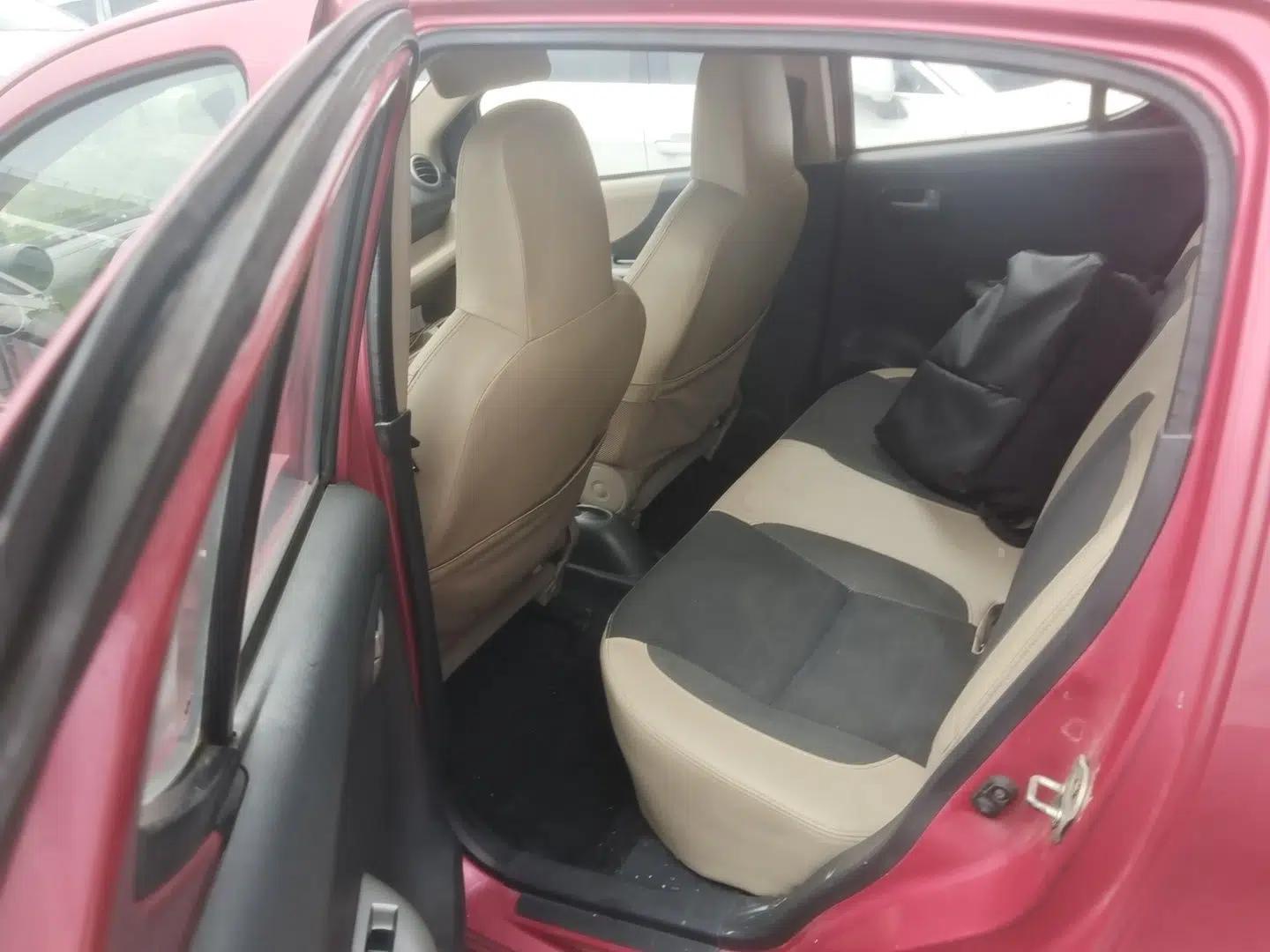 Suzuki Alto 2013 1.0L Automatic Luxury Model — миниатюра 17