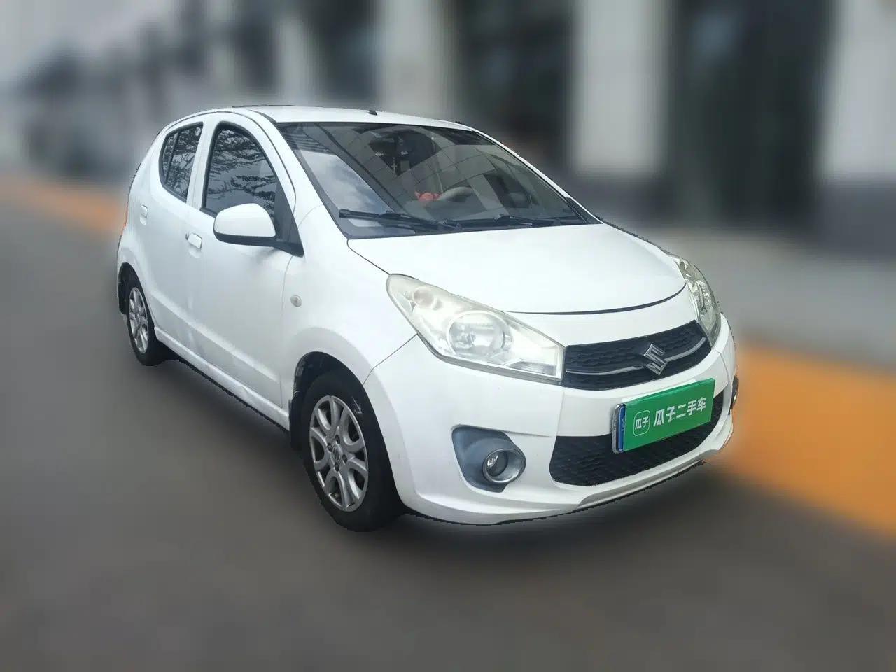 Suzuki Alto 2015 1.0L Manual Limited Edition — миниатюра 3
