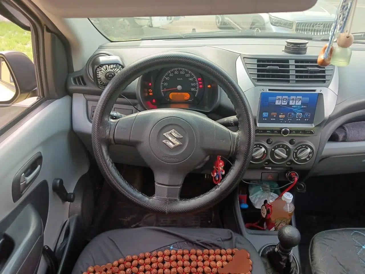 Suzuki Alto 2013 1.0L Manual Utility Model — миниатюра 10