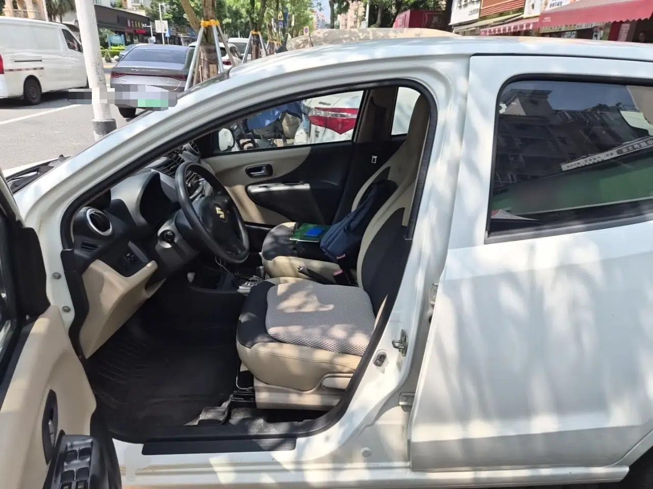 Suzuki Alto 2009 1.0L Automatic Luxury Version — миниатюра 15