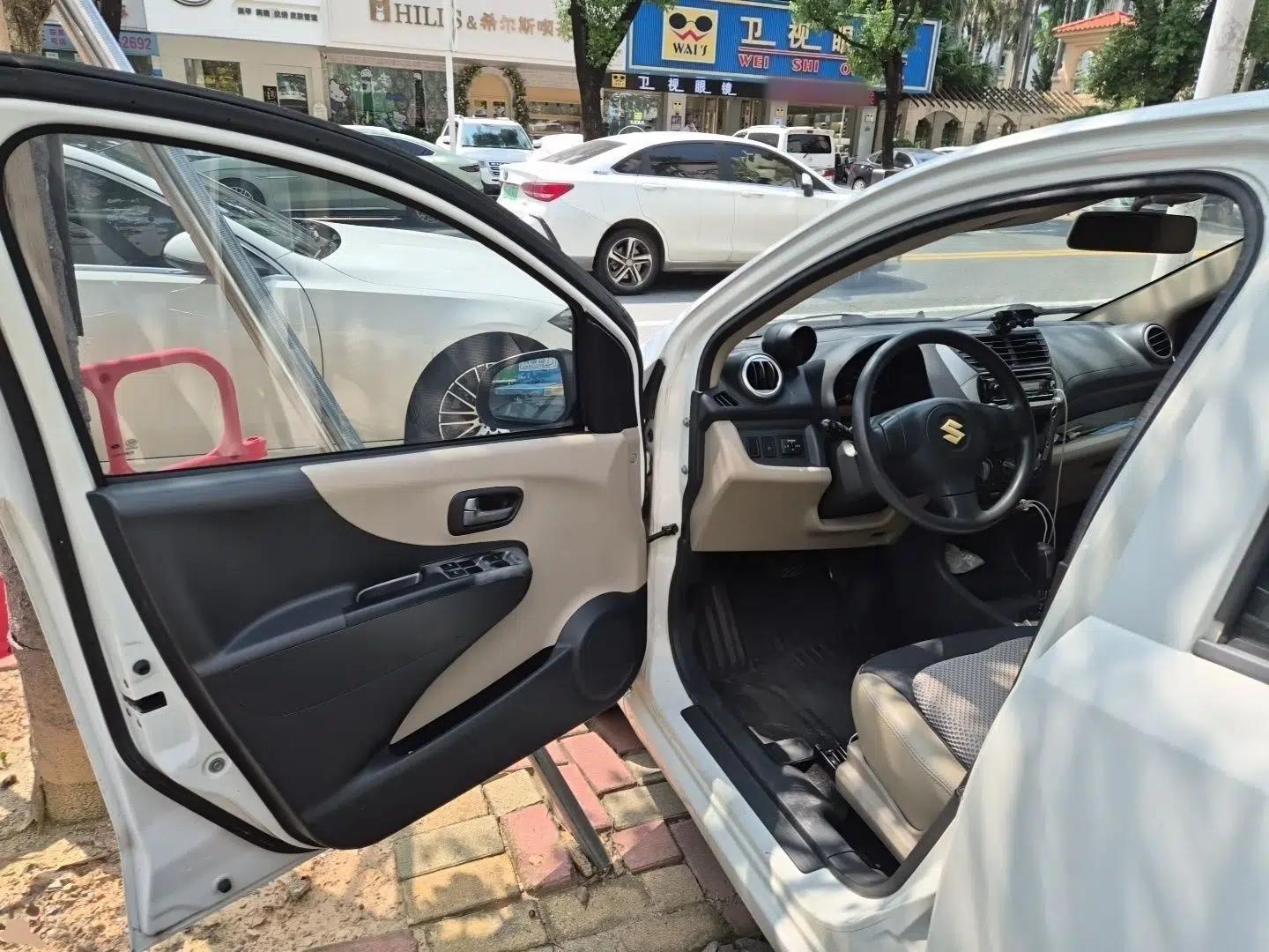 Suzuki Alto 2009 1.0L Automatic Luxury Version — миниатюра 16