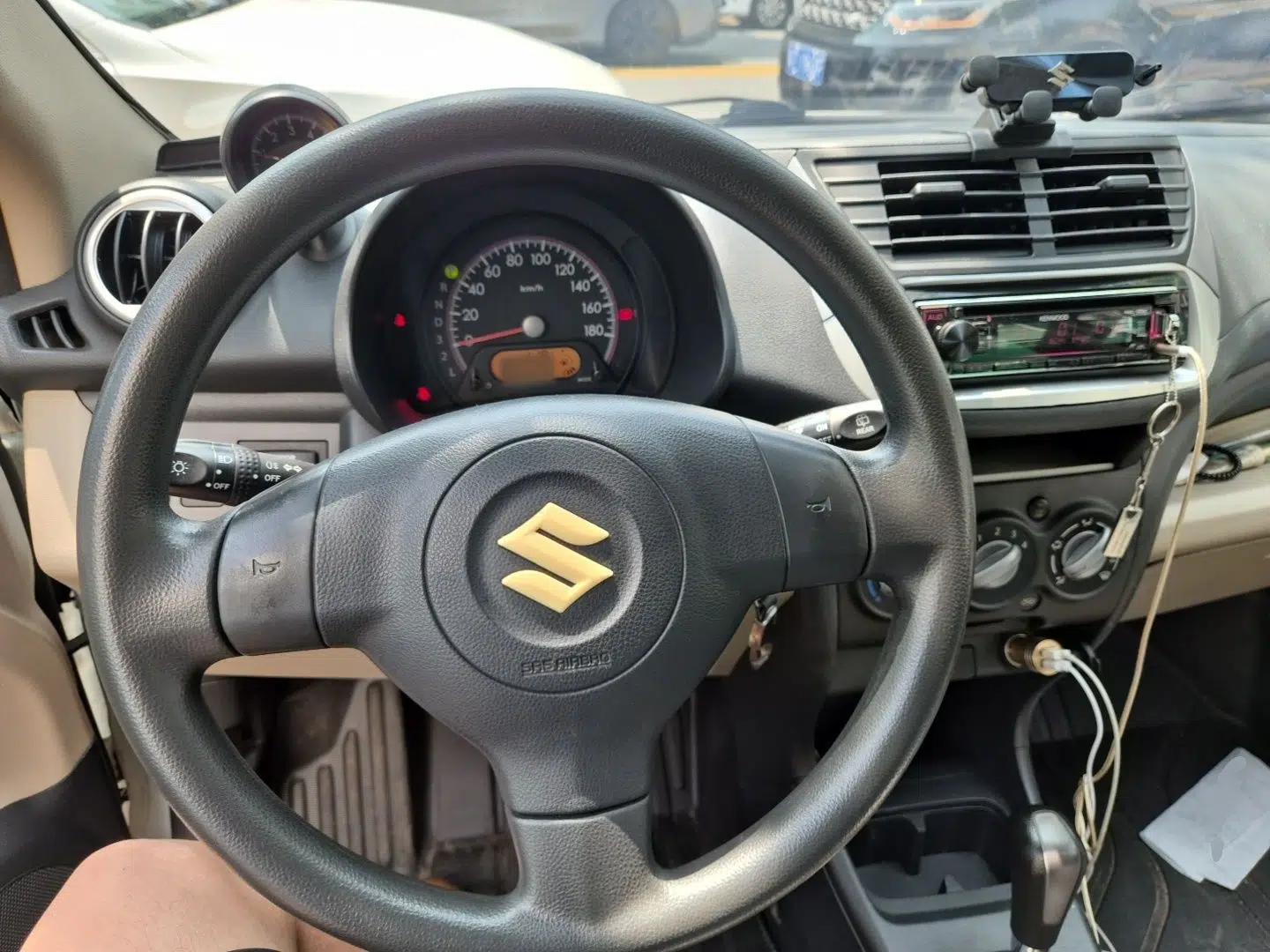 Suzuki Alto 2009 1.0L Automatic Luxury Version — миниатюра 10