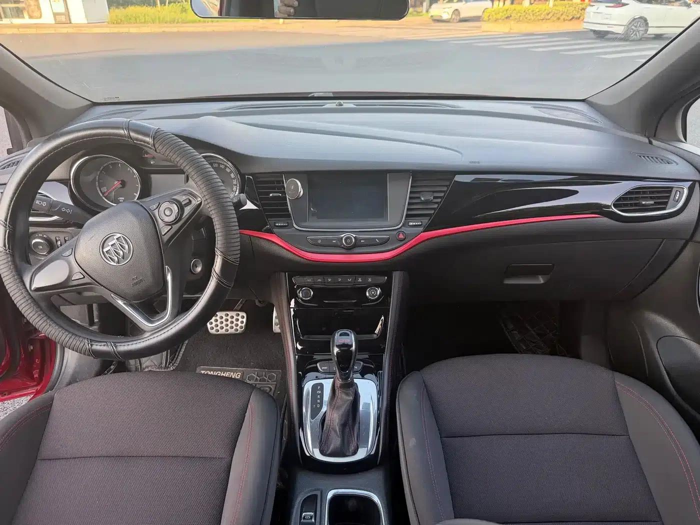 Buick Verano 2016 Hatchback GS 20T Dual-Clutch Sport — миниатюра 13