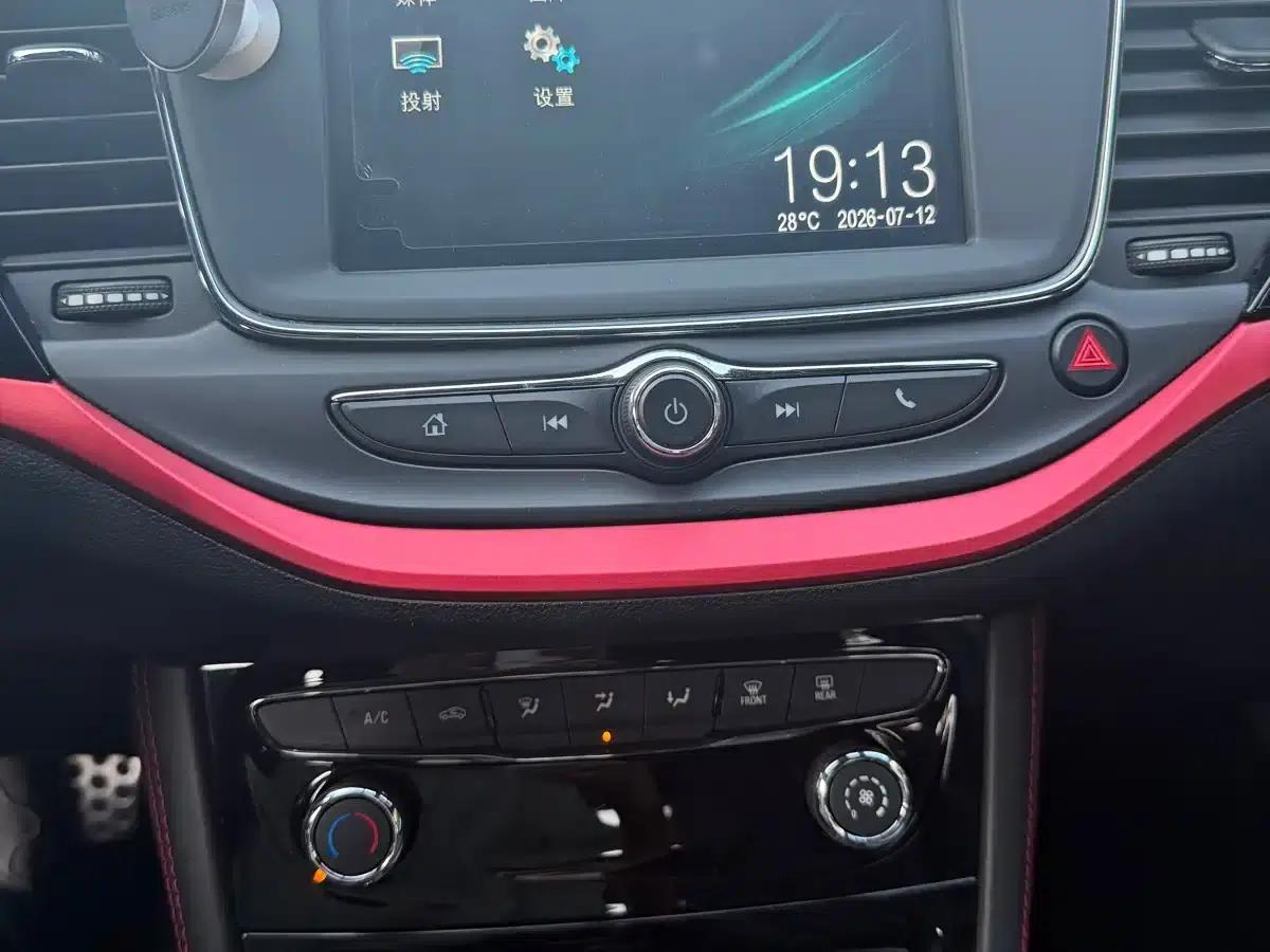 Buick Verano 2016 Hatchback GS 20T Dual-Clutch Sport — миниатюра 15