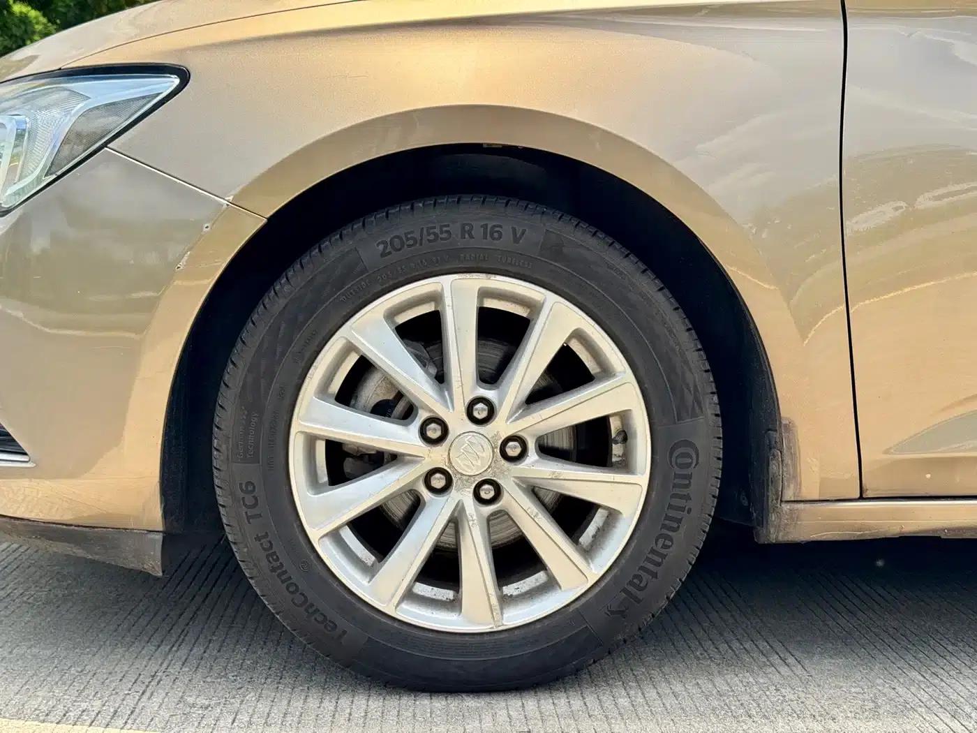 Buick Verano 2017 Sedan 20T Dual-Clutch Leading Edition — миниатюра 5