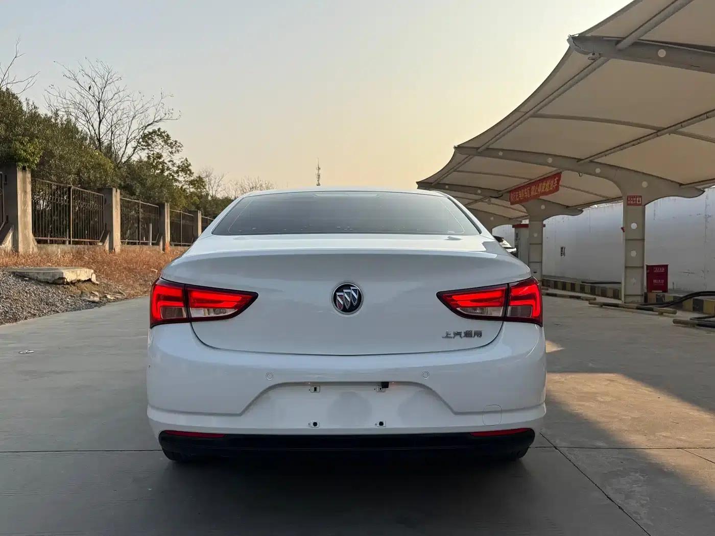 Buick Verano 2019 Sedan 15S Automatic Leading Edition — миниатюра 7