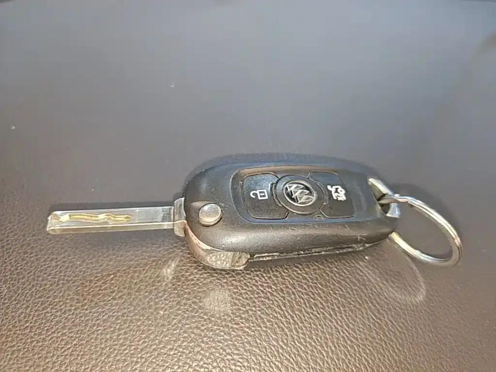 Buick Verano 2017 Sedan 15S Automatic Leading Edition — миниатюра 9