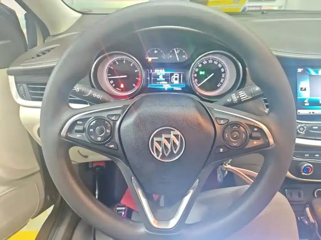 Buick Verano 2017 Sedan 15S Automatic Leading Edition — миниатюра 11