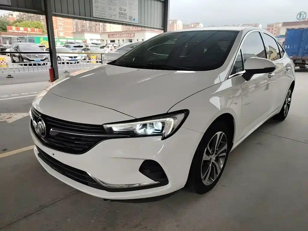 Buick Verano 2020 20T CVT Leading Edition — миниатюра 2