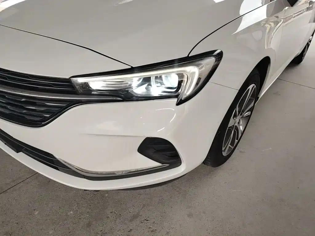 Buick Verano 2020 20T CVT Leading Edition — миниатюра 24