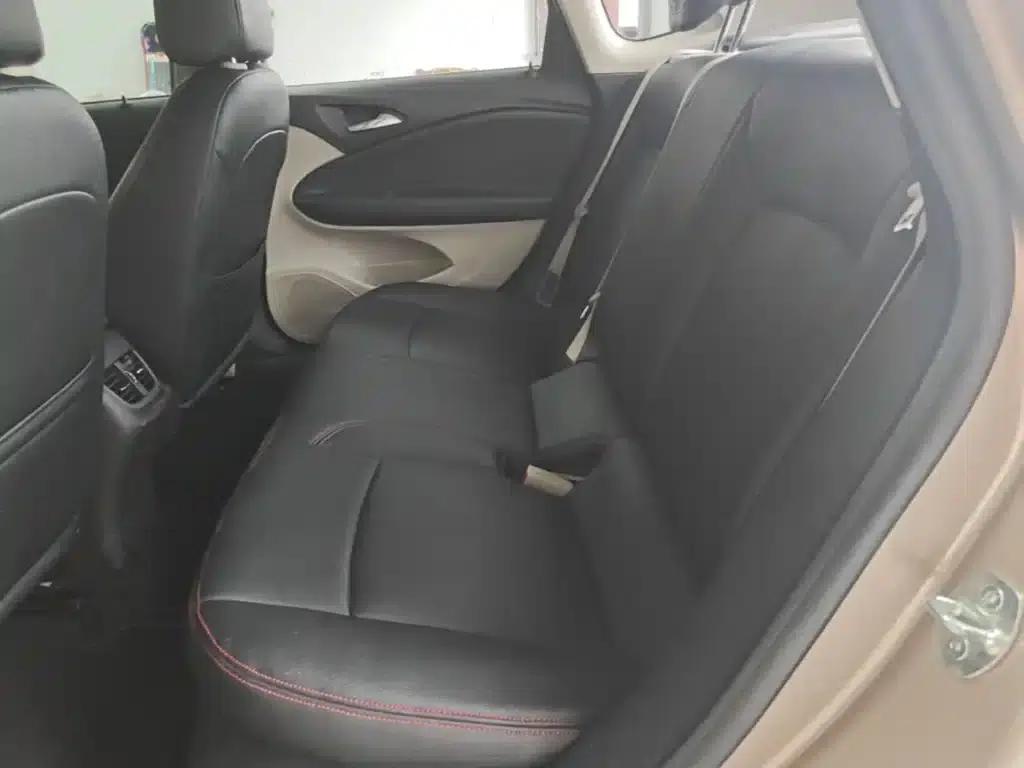 Buick Verano 2018 Sedan 15S Automatic Entry-Level — миниатюра 17
