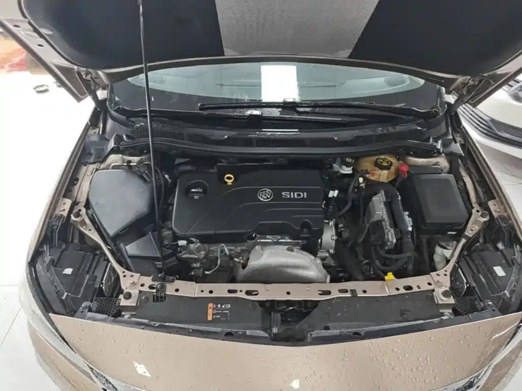 Buick Verano 2018 Sedan 15S Automatic Entry-Level — миниатюра 20