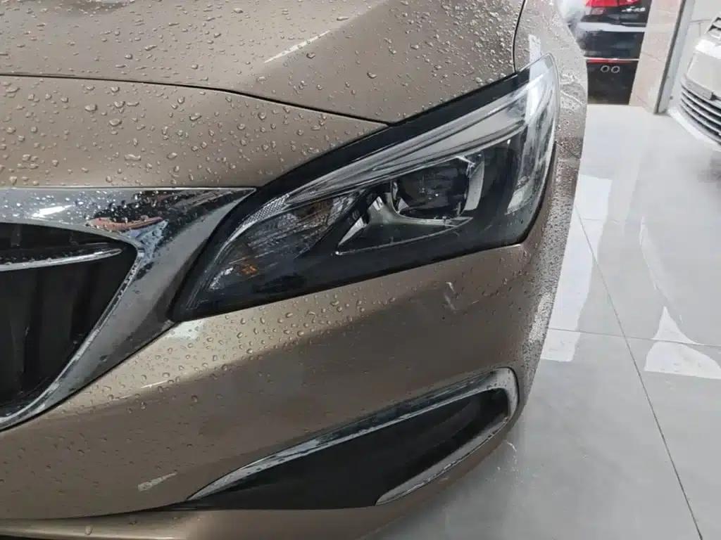 Buick Verano 2018 Sedan 15S Automatic Entry-Level — миниатюра 24