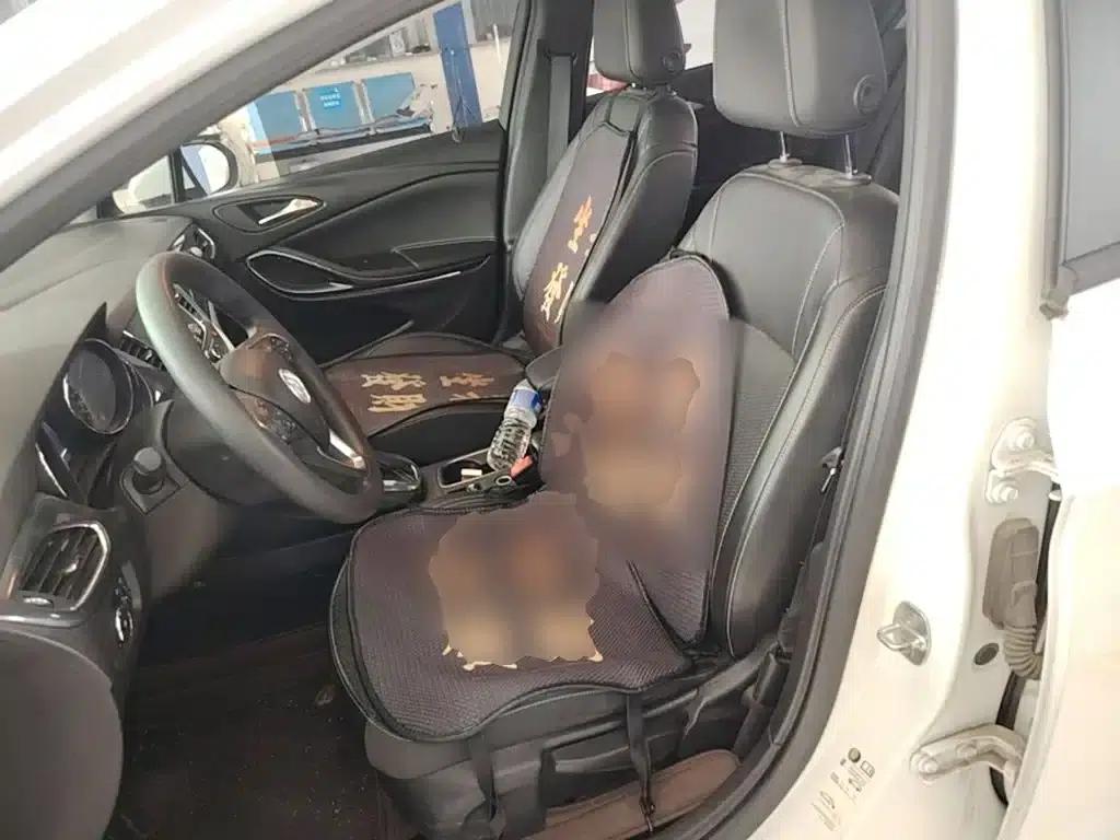 Buick Verano 2018 Hatchback 15S Automatic Leading Edition — миниатюра 15