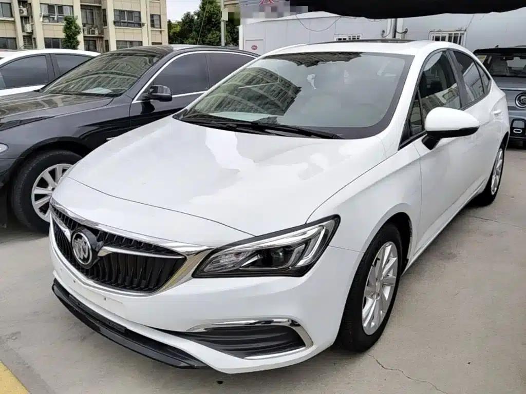 Buick Verano 2019 Sedan 15S Automatic Leading Edition — миниатюра 1