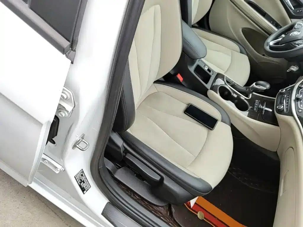 Buick Verano 2019 Sedan 15S Automatic Leading Edition — миниатюра 25