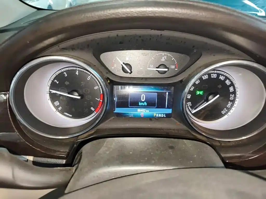 Buick Verano 2019 Sedan 15S Automatic Leading Edition — миниатюра 12