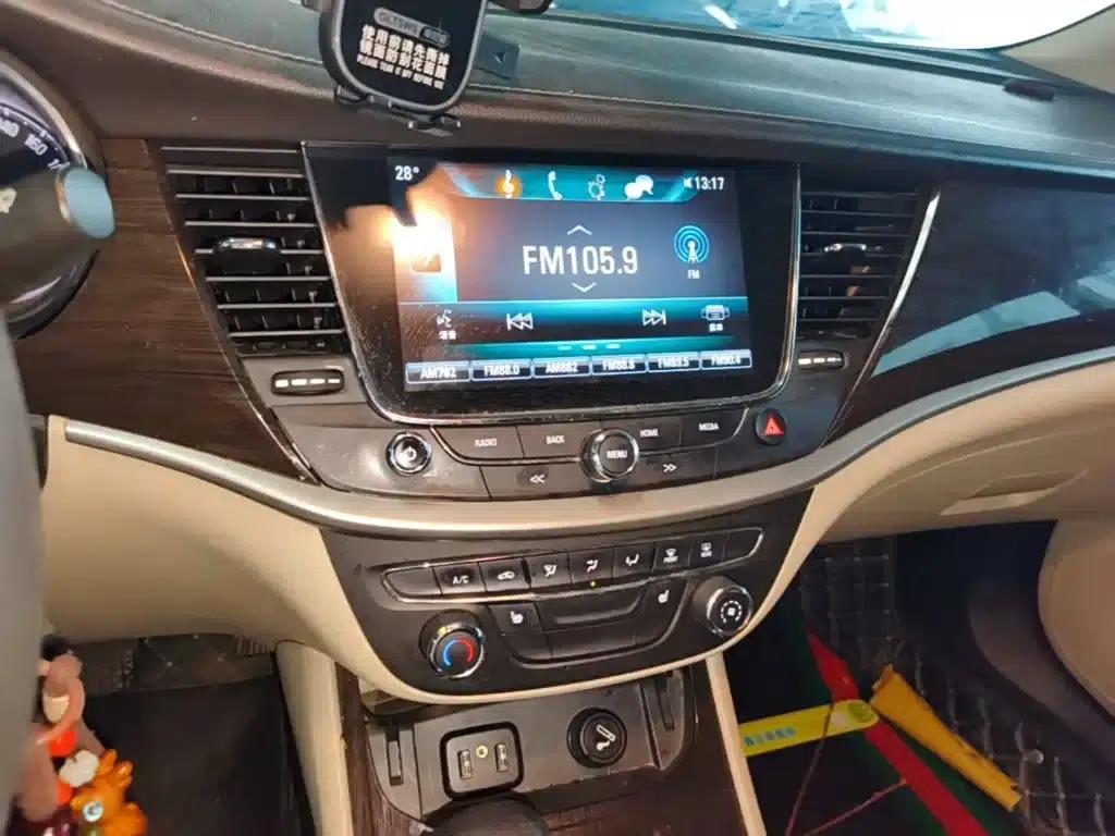Buick Verano 2019 Sedan 15S Automatic Leading Edition — миниатюра 13