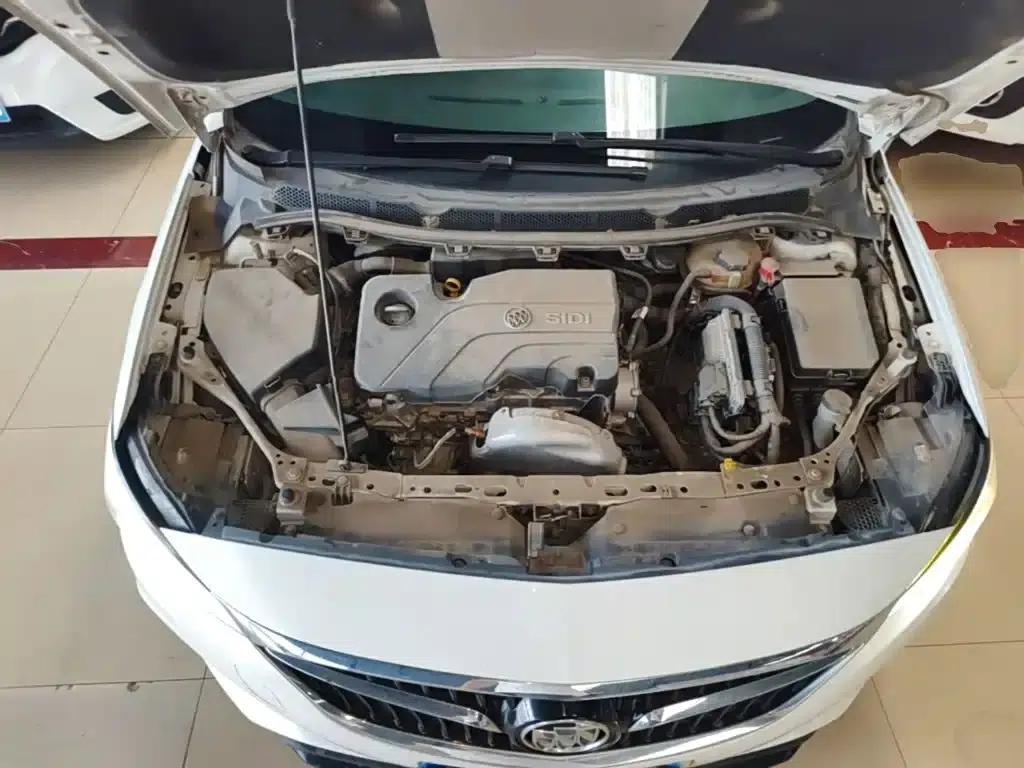 Buick Verano 2019 Sedan 15S Automatic Leading Edition — миниатюра 20