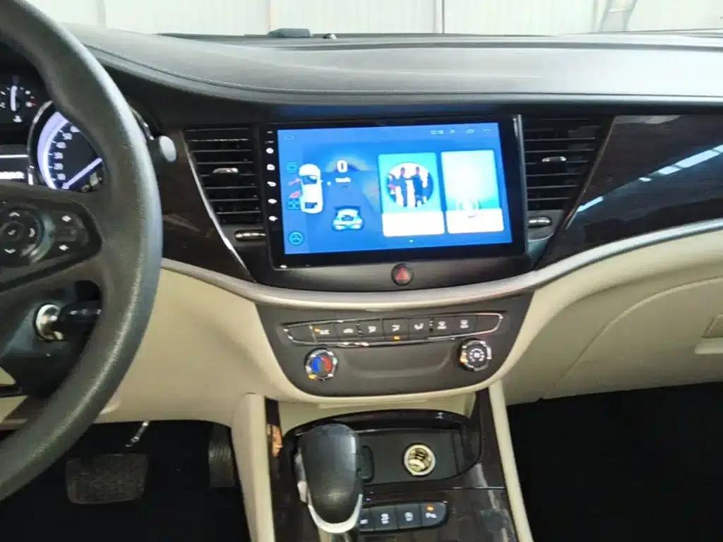 Buick Verano 2018 Sedan 15S Automatic Entry-Level — миниатюра 13