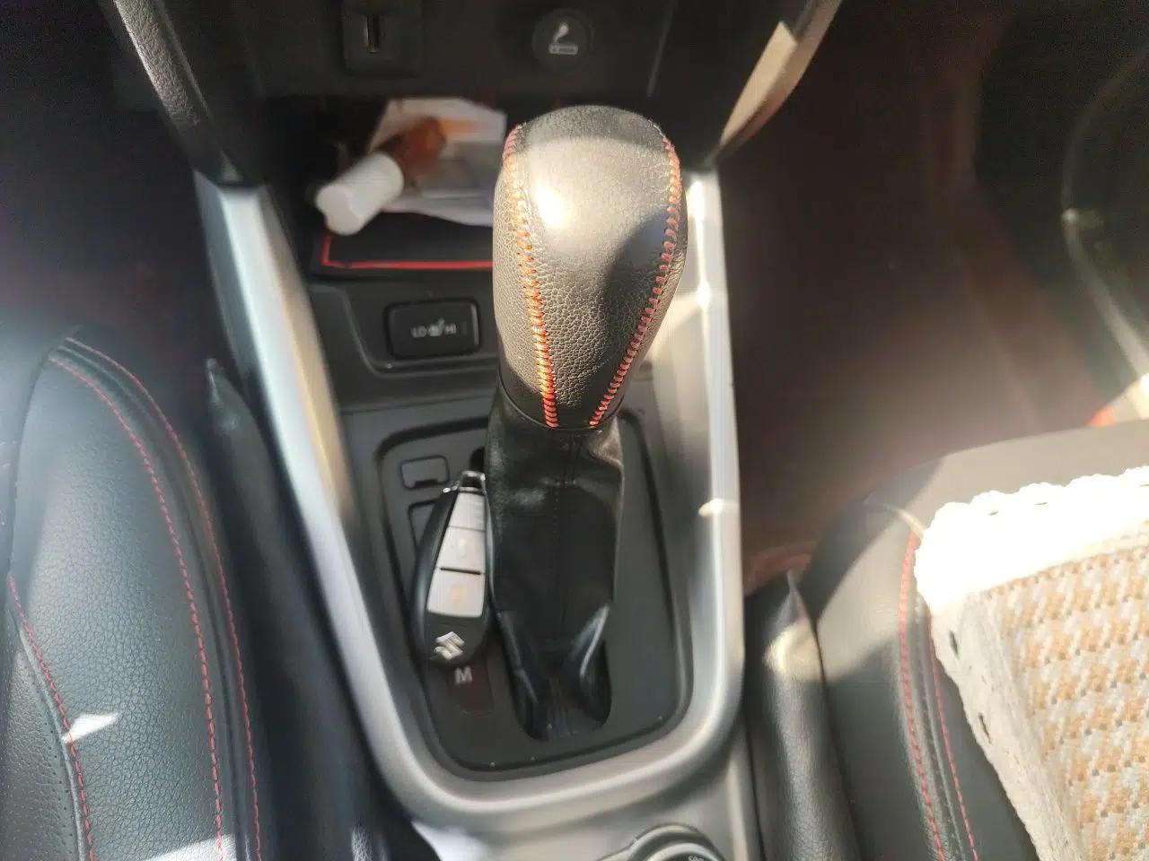 Suzuki Vitara 2016 1.4T Automatic 4x4 Flagship Model — миниатюра 14