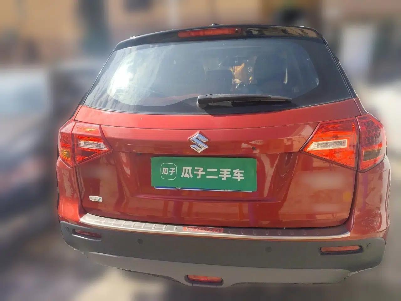 Suzuki Vitara 2016 1.4T Automatic 4x4 Flagship Model — миниатюра 5