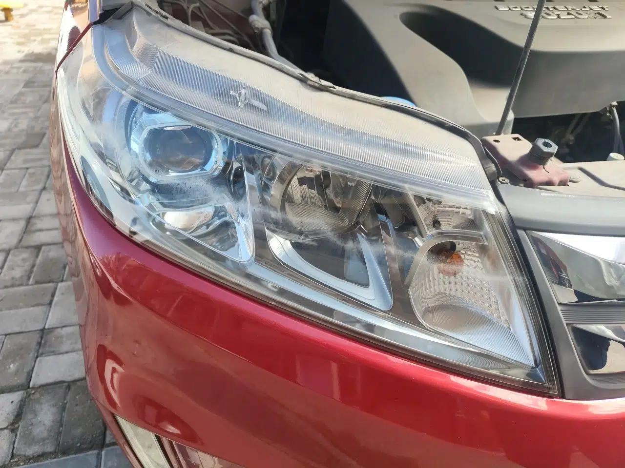 Suzuki Vitara 2016 1.4T Automatic 4x4 Flagship Model — миниатюра 7
