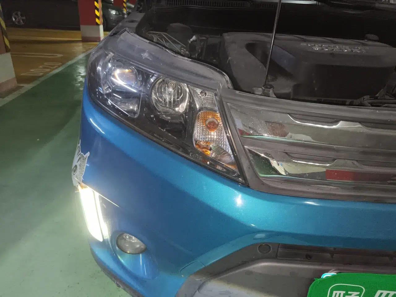 Suzuki Vitara 2016 1.4T Automatic Two-Wheel Drive Luxury Version — миниатюра 7