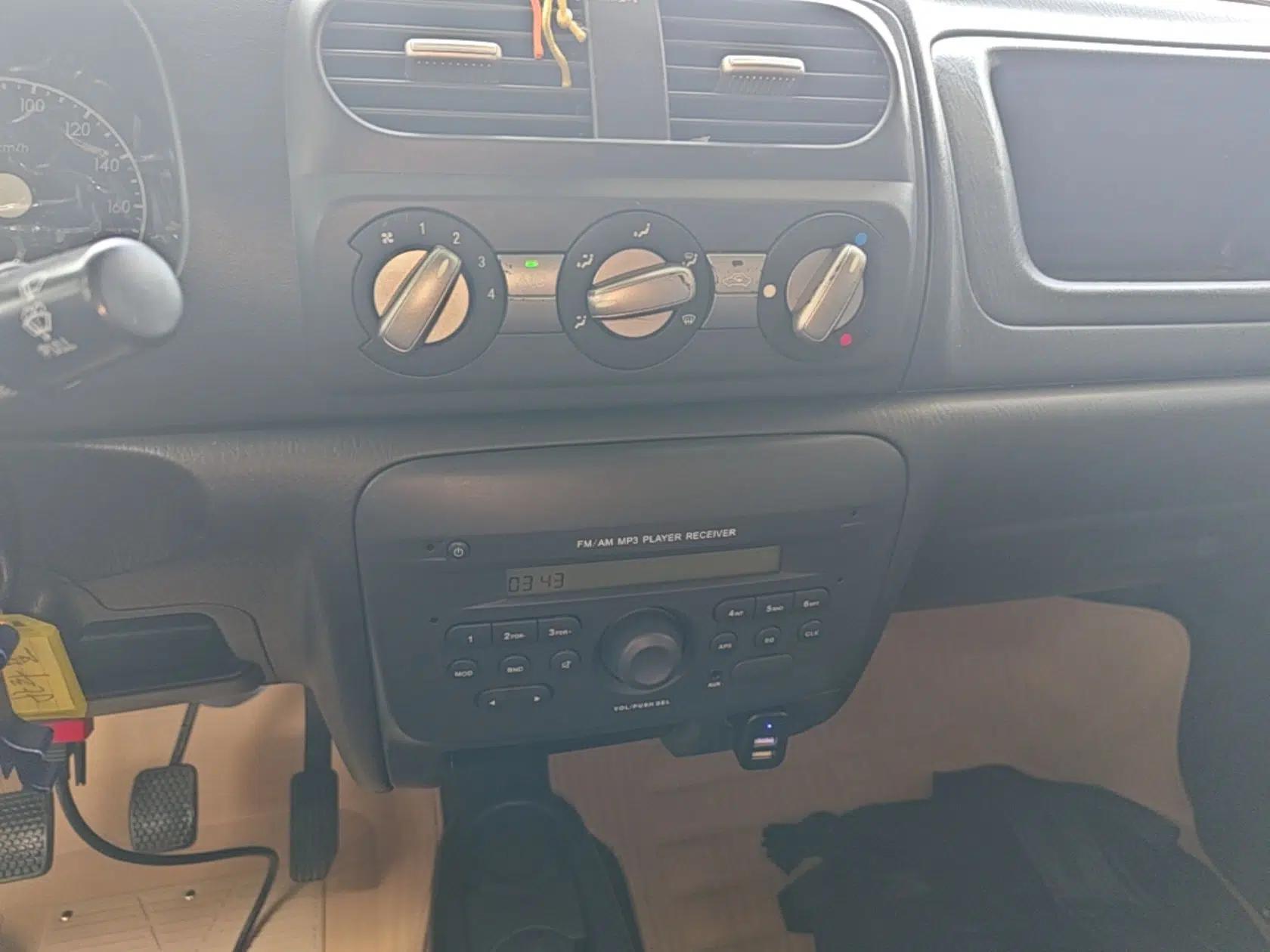 Suzuki Wagon R 2016 1.4L Manual Value Model — миниатюра 15