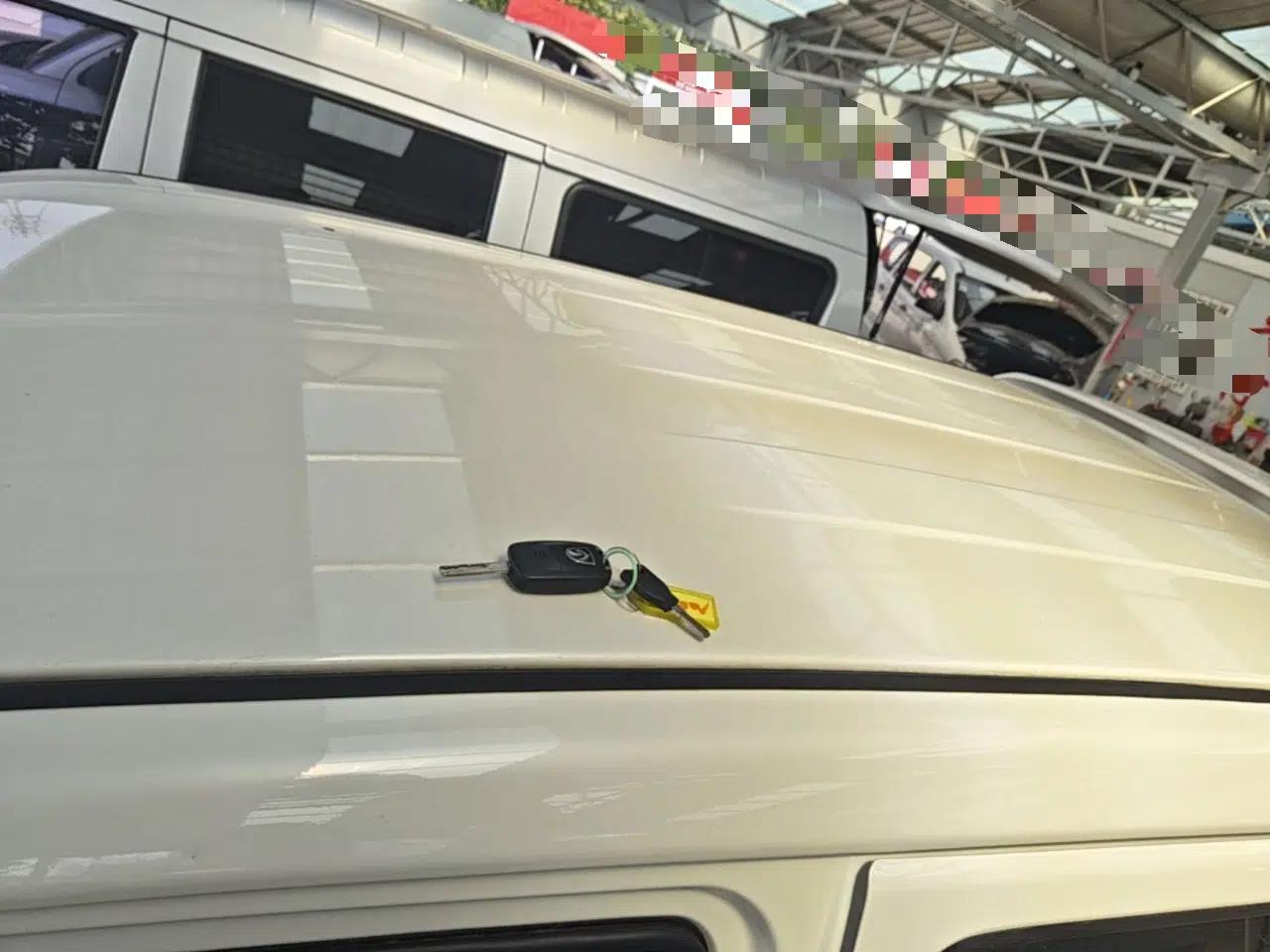 Suzuki Wagon R 2016 1.4L Manual Value Model — миниатюра 7