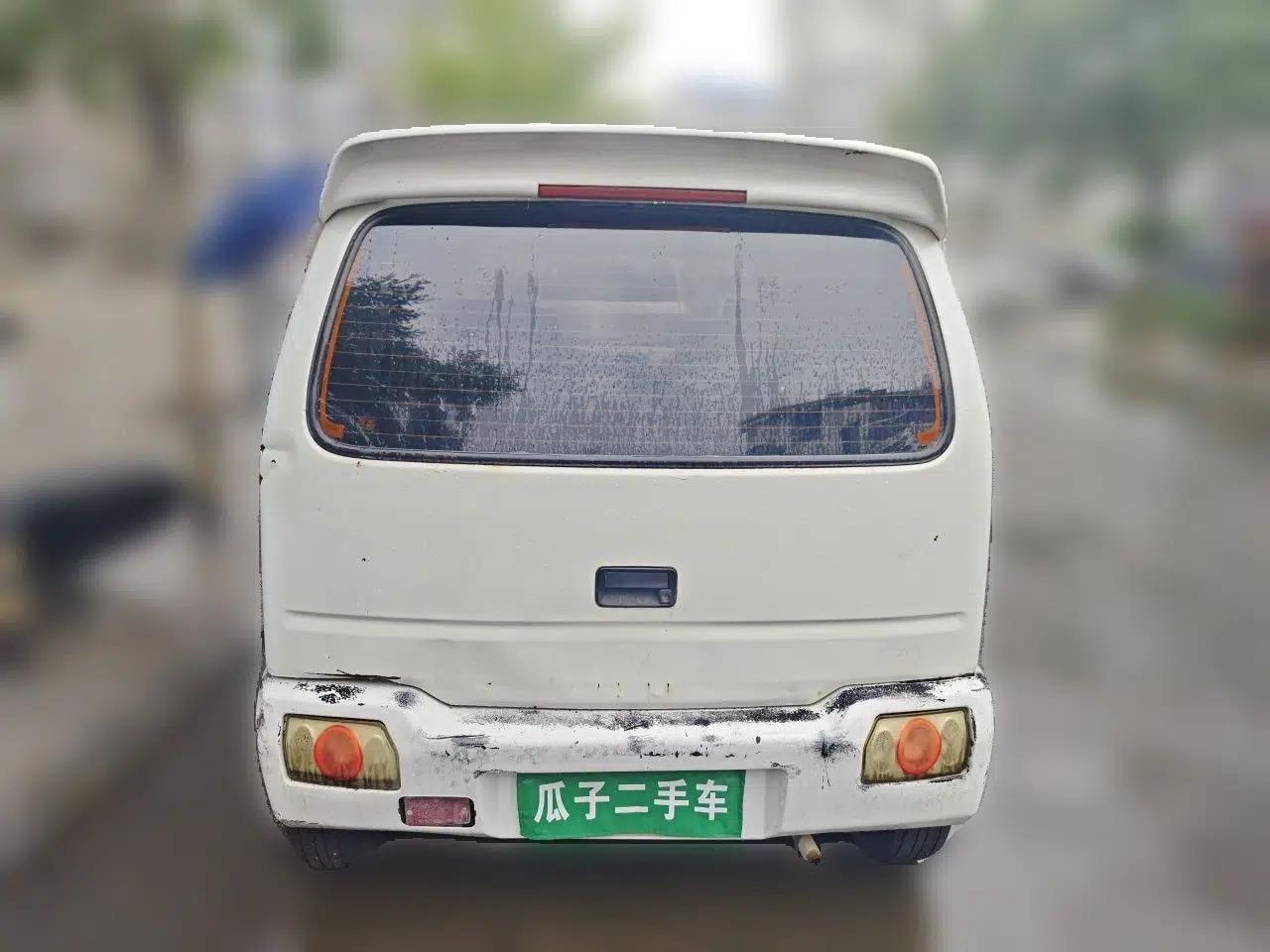Suzuki Wagon R 2015 1.0L Manual Comfort Model — миниатюра 5