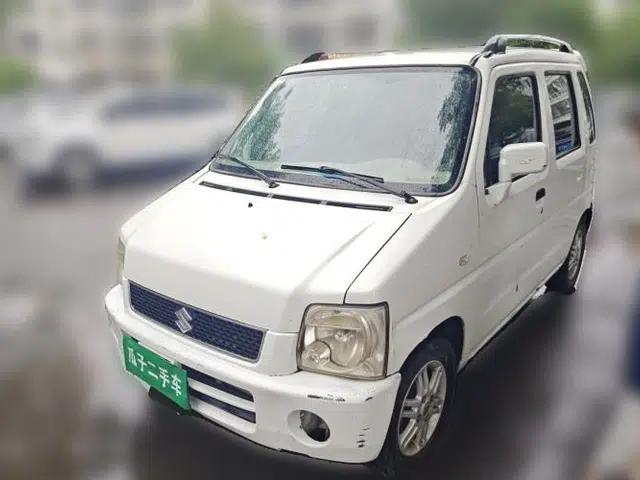 Suzuki Wagon R 2015 1.0L Manual Comfort Model