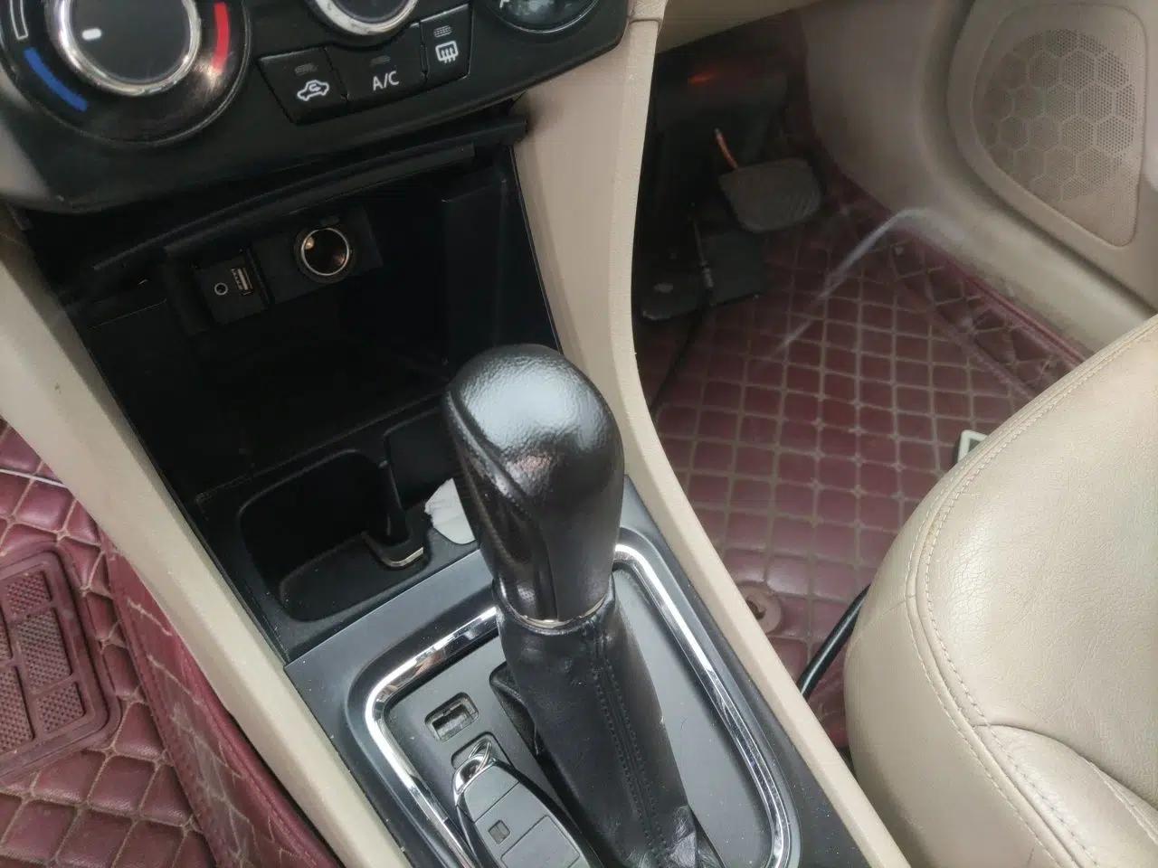 Suzuki Alivio 2015 1.6L Automatic Enjoyment Model — миниатюра 14