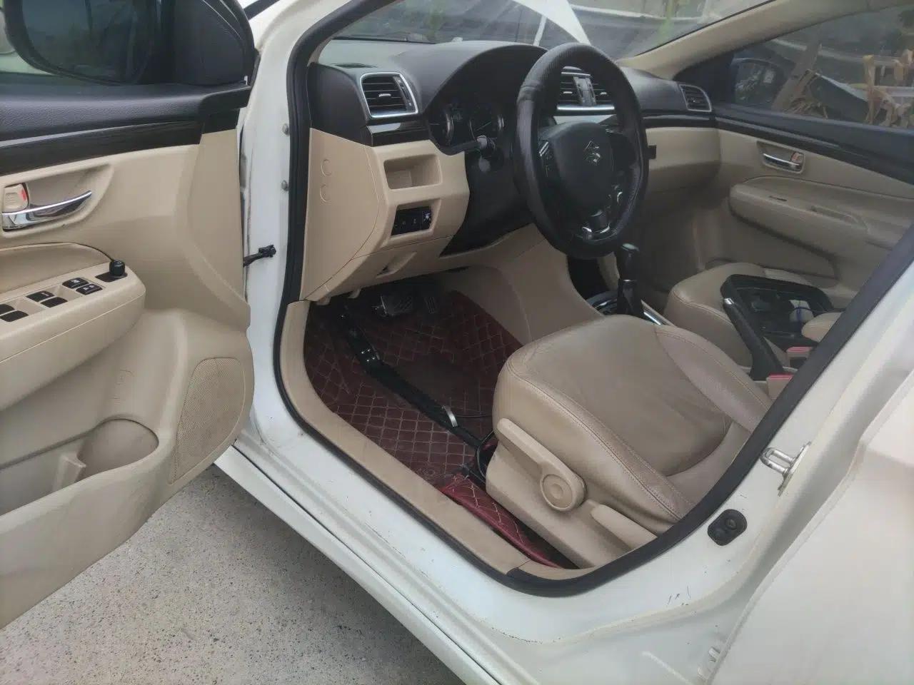 Suzuki Alivio 2015 1.6L Automatic Enjoyment Model — миниатюра 16
