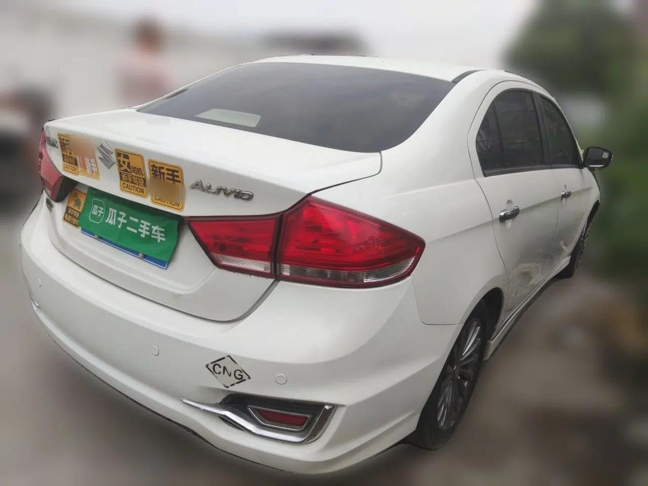Suzuki Alivio 2015 1.6L Automatic Enjoyment Model — миниатюра 6