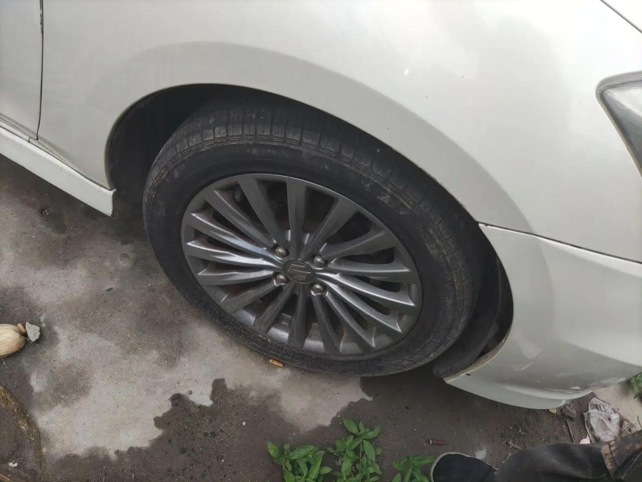 Suzuki Alivio 2015 1.6L Automatic Enjoyment Model — миниатюра 8