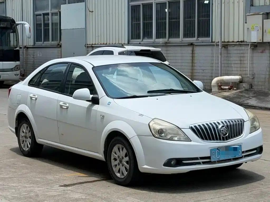 Buick Excelle 2013 1.5L Automatic Classic — миниатюра 1